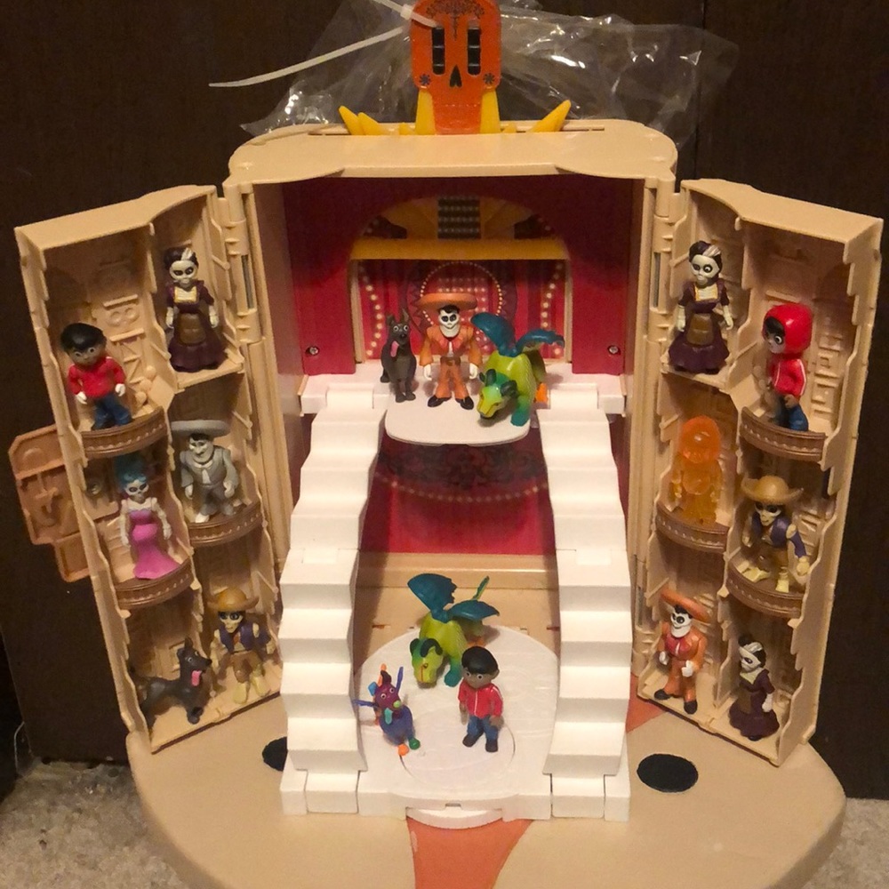 Disney’s Coco play set